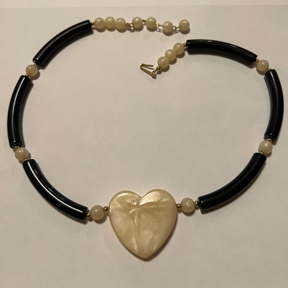 Vintage glowy lucite heart necklace